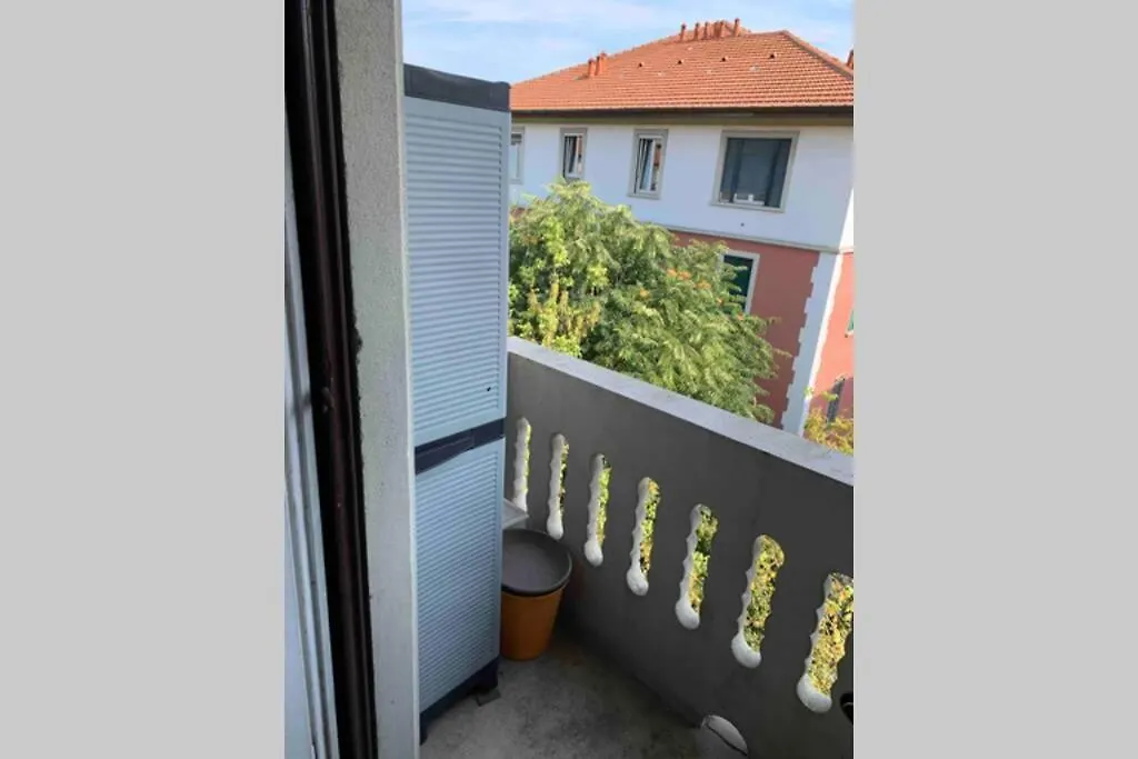 Appartamento Splendido Con Tutti Servizi In Zona Navigli Milan Italy